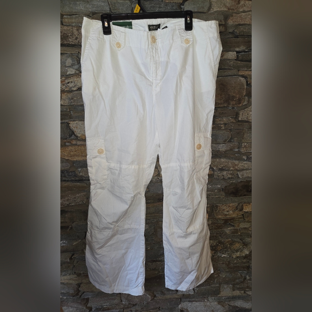 Eddie Bauer NWT White Cargo Pants, Size 16